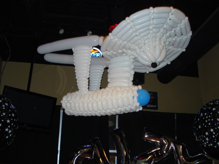 [Bild: Ballooniac-Enterprise.jpg]